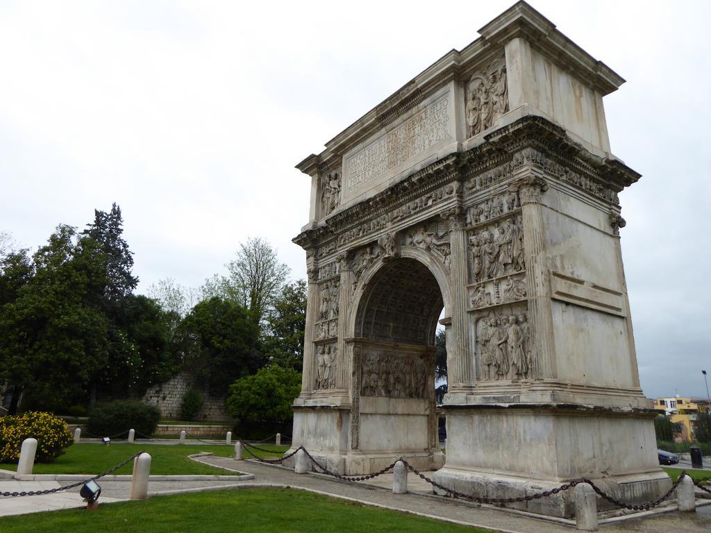 Villa Pietre Di Fiume à Apice Extérieur photo